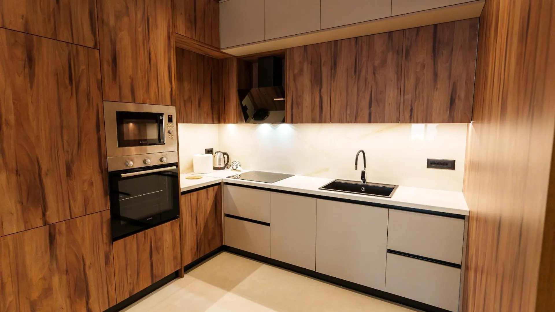 Ionian Premium Villas Sarandë 0*,  Albanië