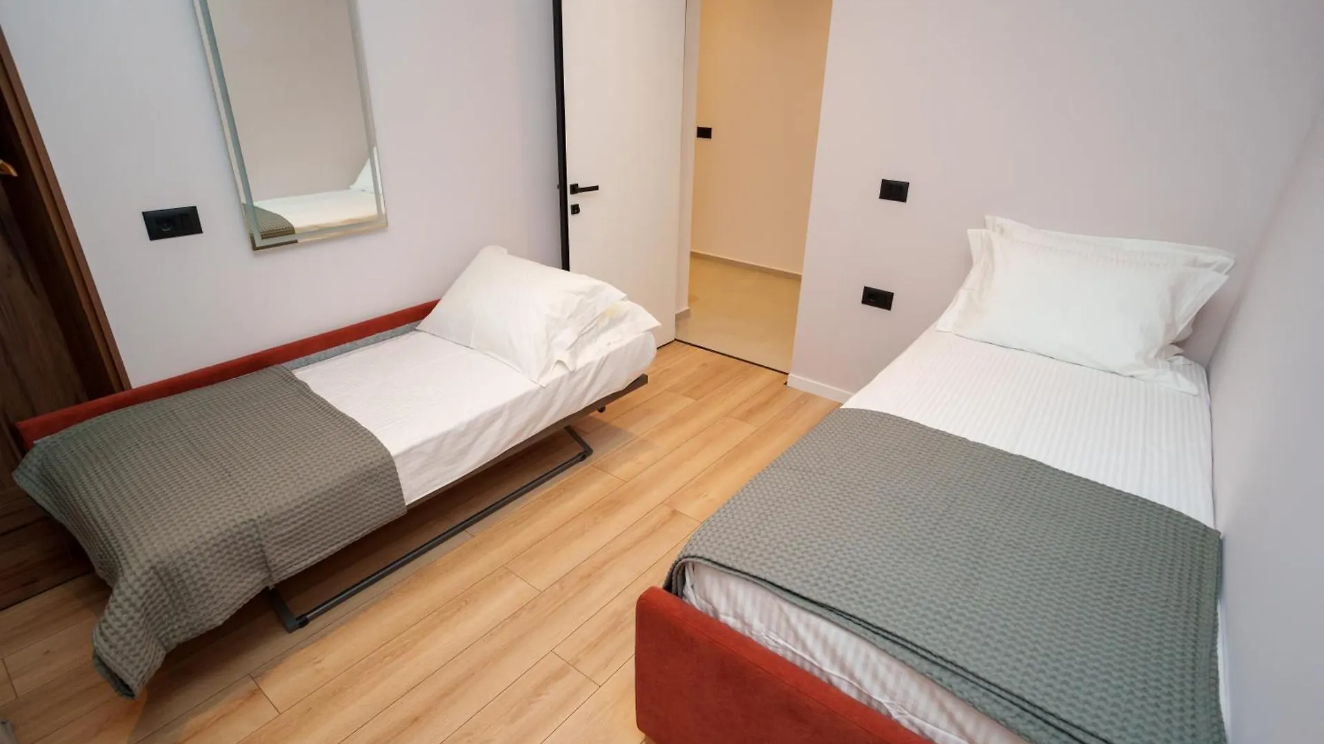 Ionian Premium Villas Sarandë 0*,